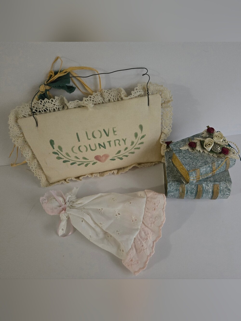 Country Handicrafts Decor Lot Retro